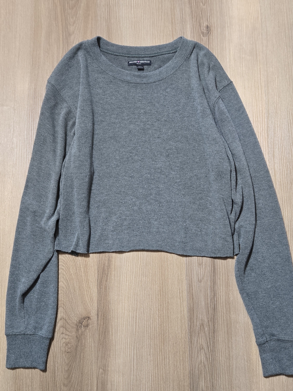 Brandy Melville Green Cropped Crewneck Sweater